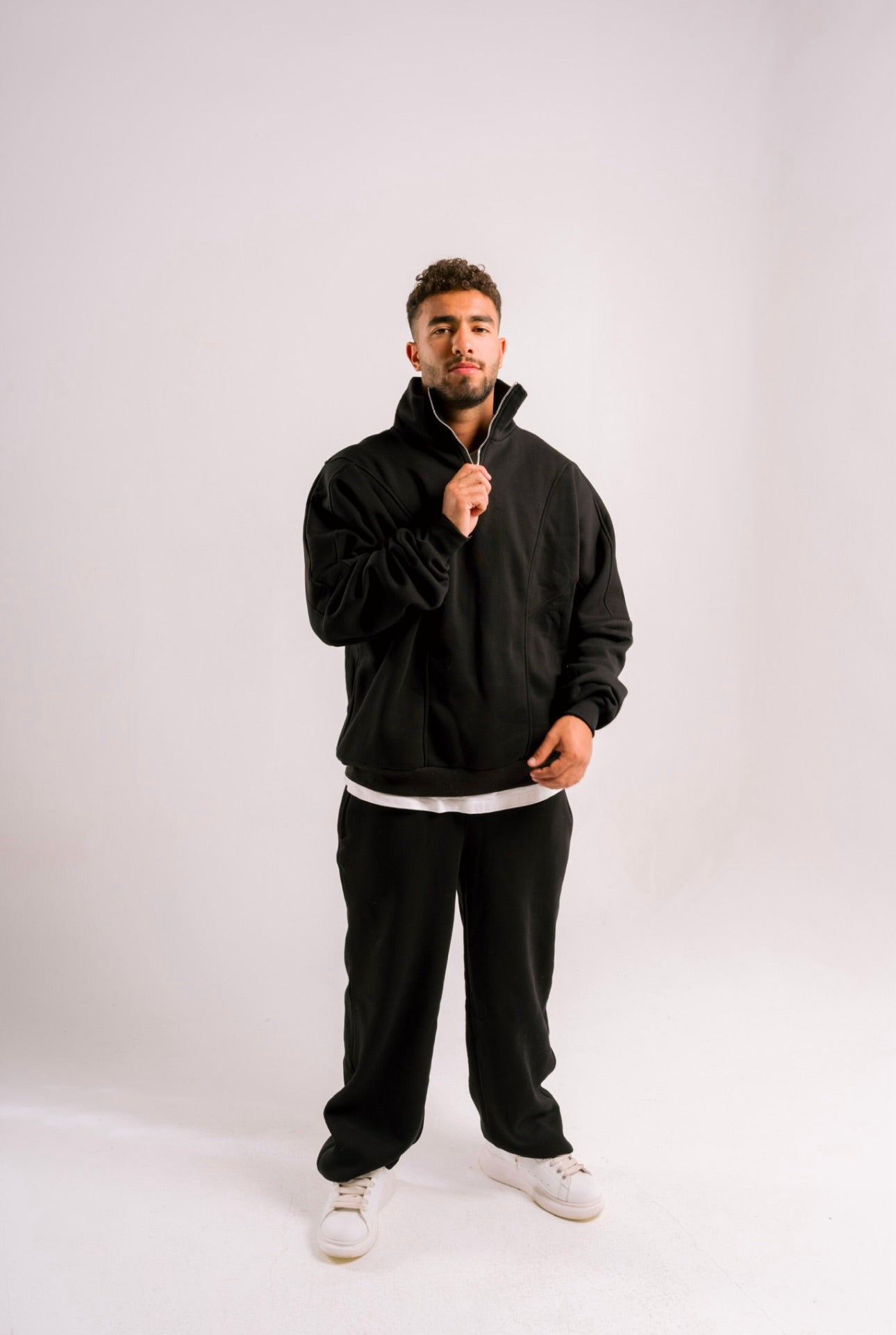 UNISEX Quarter Zip Sweater