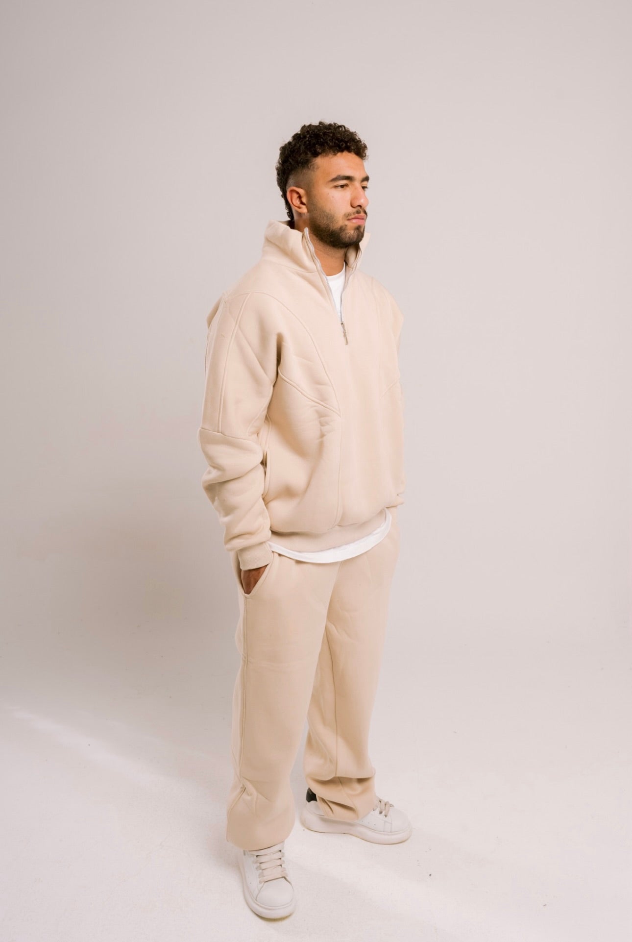 UNISEX Quarter Zip Sweater